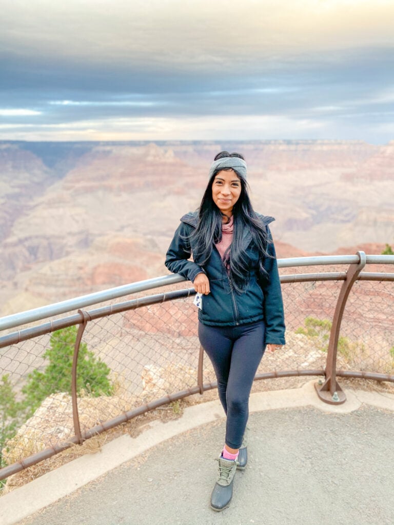 girl in front of grand canyon national park, is utah in arizona